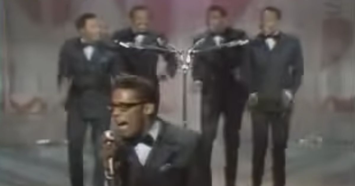 The Temptations – I Wish It Would Rain