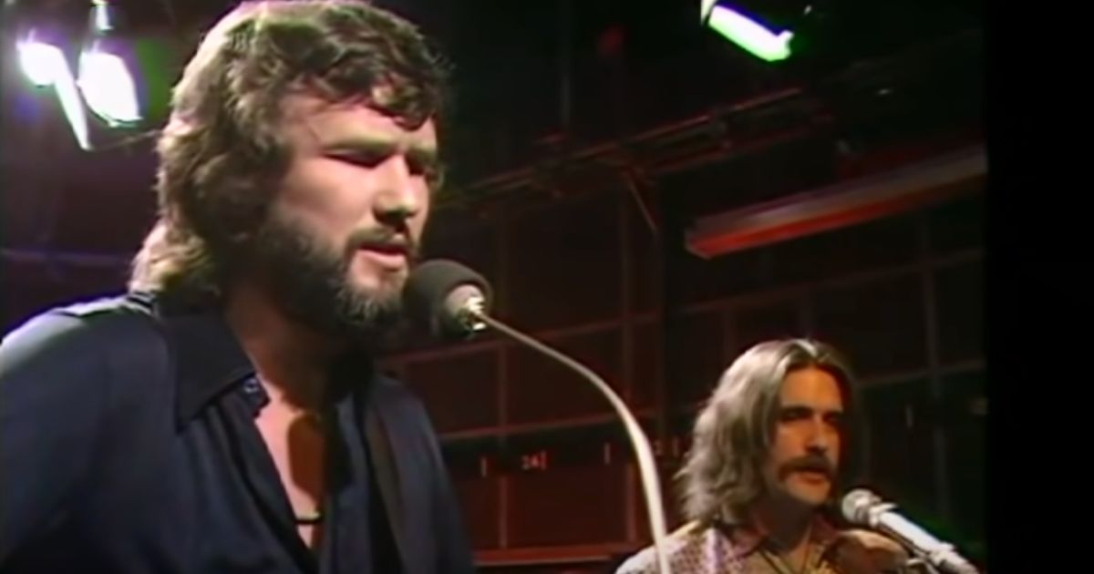 Kris Kristofferson – Loving Her Was Easier